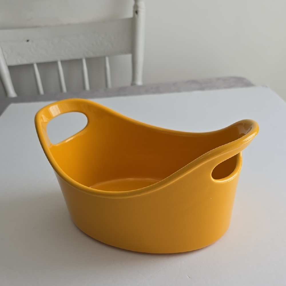Rachael Ray Stoneware Open Baker Yellow Extra Wide Handles 2 Quart